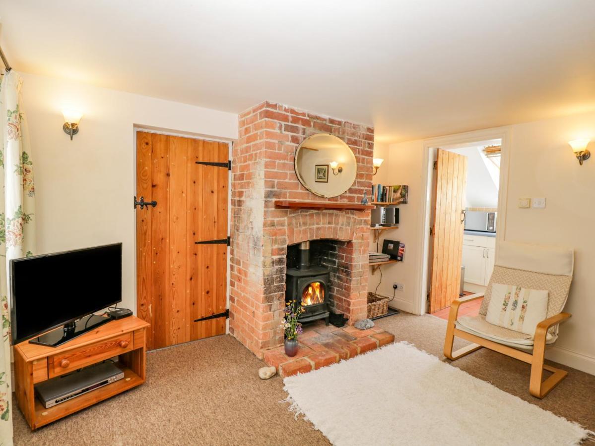 Parkfield Cottage Sturminster Marshall Bagian luar foto