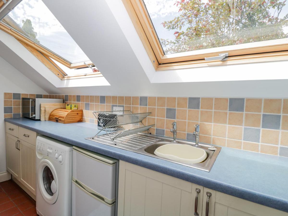 Parkfield Cottage Sturminster Marshall Bagian luar foto