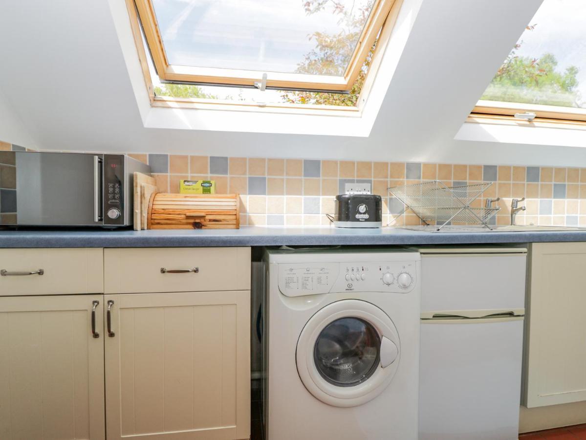 Parkfield Cottage Sturminster Marshall Bagian luar foto